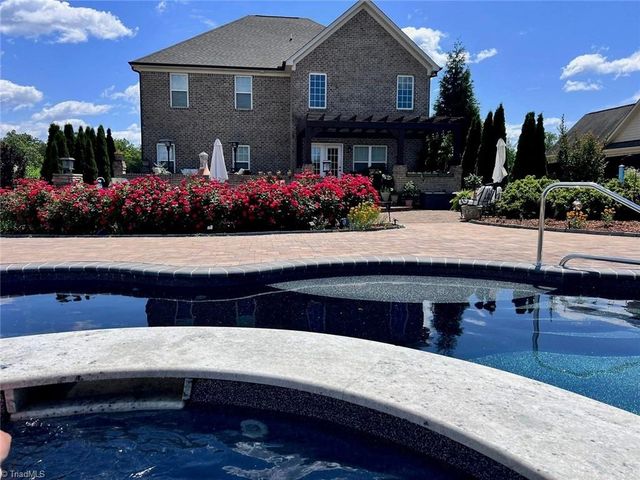 155 Essex Farm Road, Advance, NC 27006