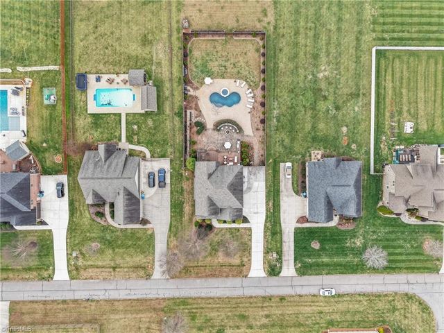 155 Essex Farm Road, Advance, NC 27006