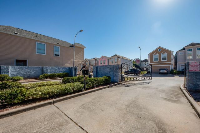 12510 Panther Place Drive, Houston, TX 77099