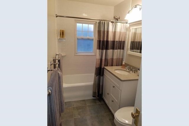 12 Athelstane Rd 1, Newton, MA 02459