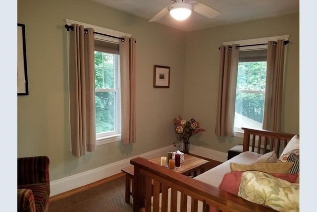12 Athelstane Rd 1, Newton, MA 02459
