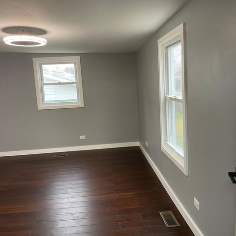 2305 Elisha Avenue, Zion, IL 60099