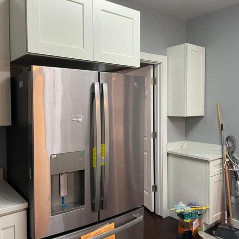 2305 Elisha Avenue, Zion, IL 60099