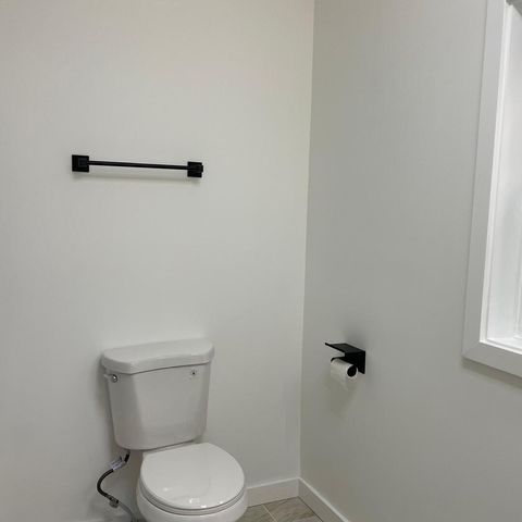 2305 Elisha Avenue, Zion, IL 60099