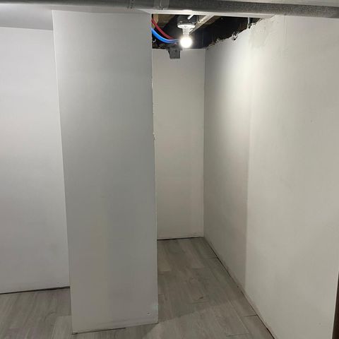 2305 Elisha Avenue, Zion, IL 60099