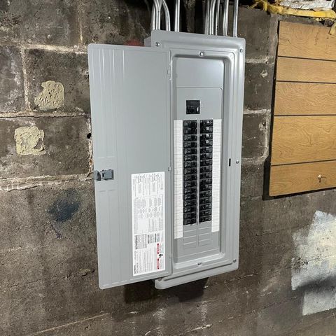 2305 Elisha Avenue, Zion, IL 60099