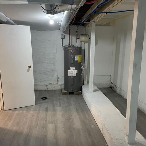 2305 Elisha Avenue, Zion, IL 60099