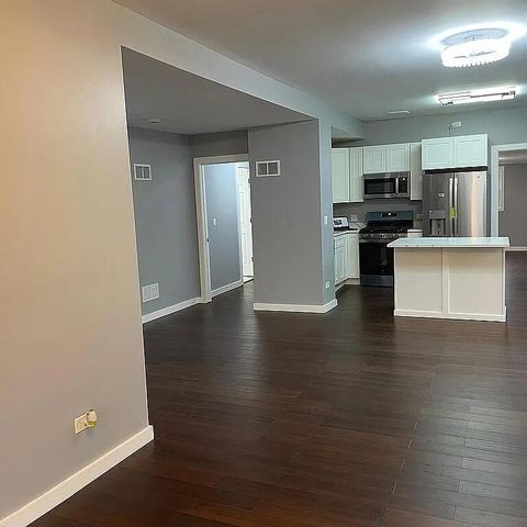 2305 Elisha Avenue, Zion, IL 60099