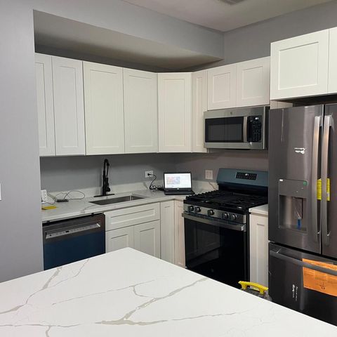 2305 Elisha Avenue, Zion, IL 60099