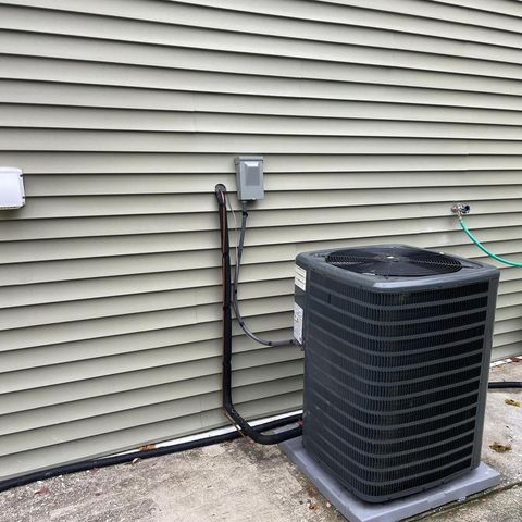 2305 Elisha Avenue, Zion, IL 60099