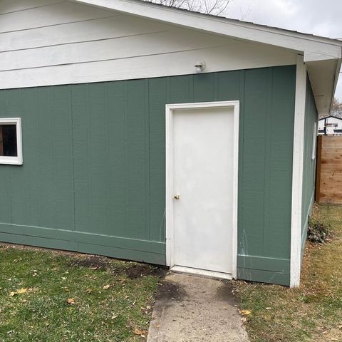 2305 Elisha Avenue, Zion, IL 60099