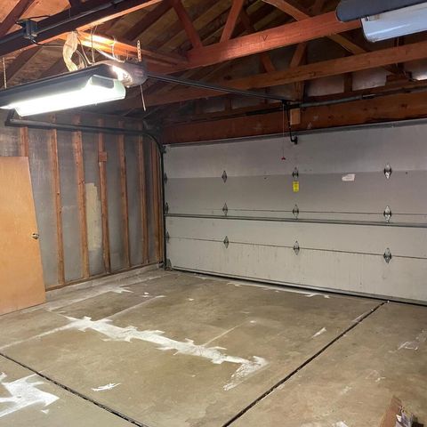 2305 Elisha Avenue, Zion, IL 60099