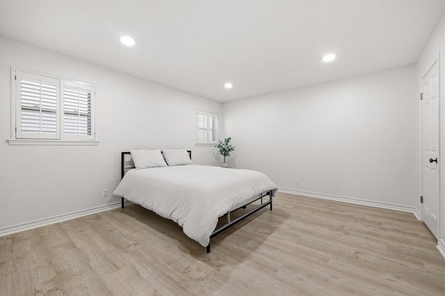 203 Longhorn, Horseshoe Bay, TX 78657