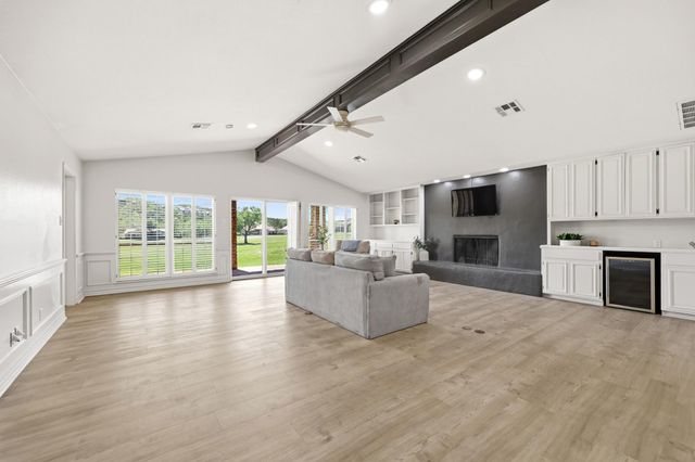 203 Longhorn, Horseshoe Bay, TX 78657