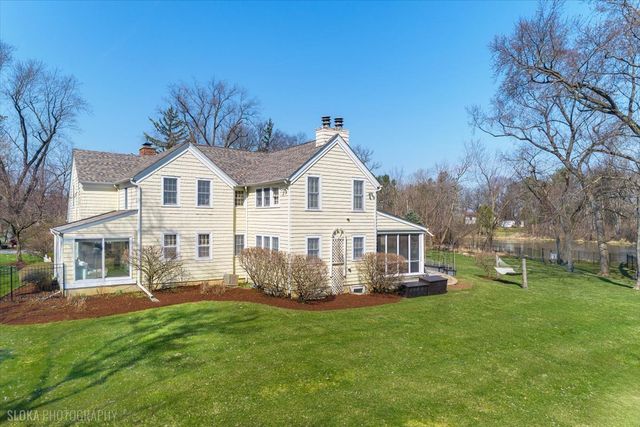 26048 W Cuba Road, Barrington, IL 60010