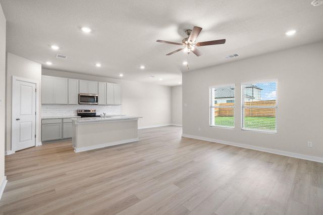 2626 Lake Bryan Drive, Dayton, TX 77535