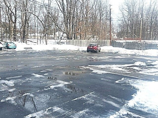 43 Hamilton St 24, Leominster, MA 01453