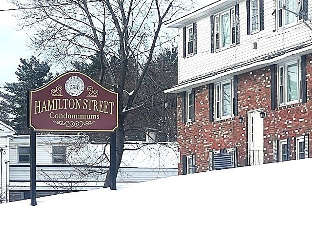43 Hamilton St 24, Leominster, MA 01453