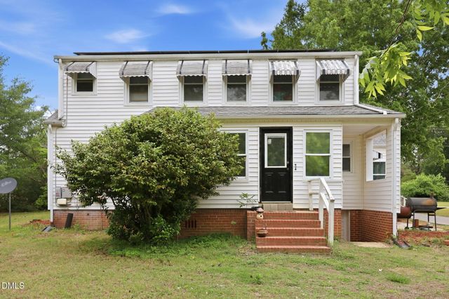 203 Vernon Street, Broadway, NC 27505