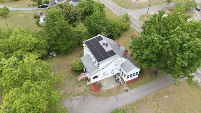 203 Vernon Street, Broadway, NC 27505