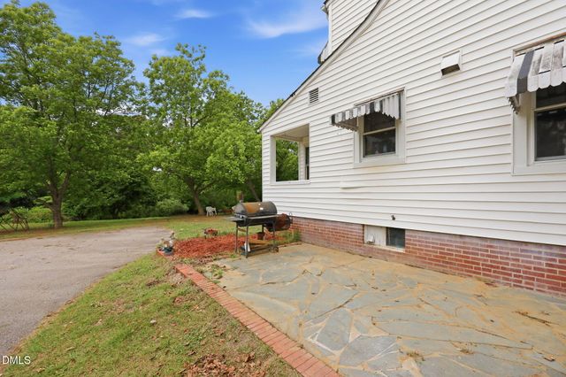 203 Vernon Street, Broadway, NC 27505
