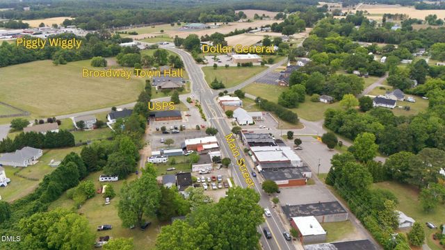 203 Vernon Street, Broadway, NC 27505