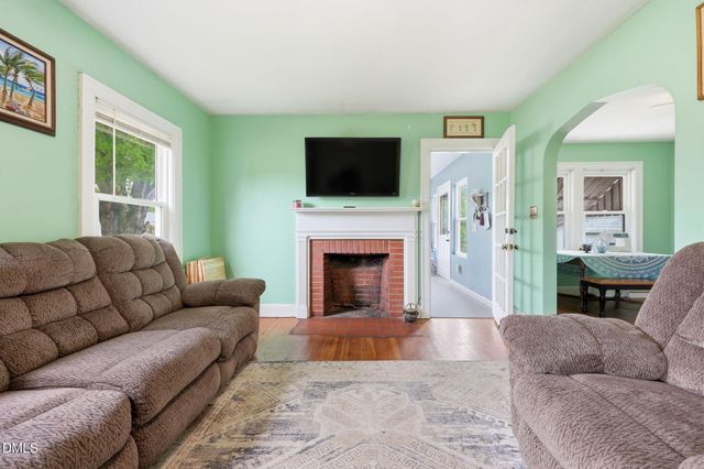 203 Vernon Street, Broadway, NC 27505