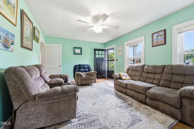 203 Vernon Street, Broadway, NC 27505