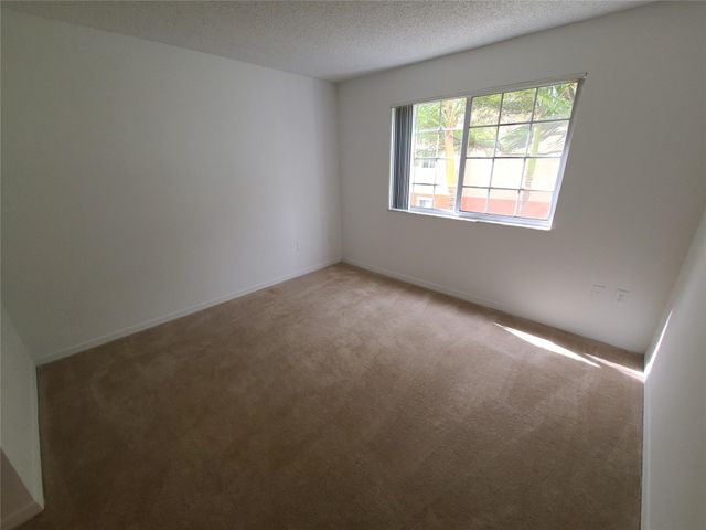4159 N Haverhill Road 1316, West Palm Beach, FL 33417