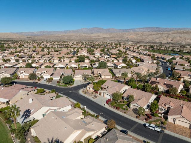 78728 Sunrise Canyon Avenue, Palm Desert, CA 92211