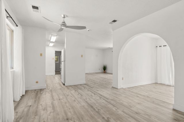 1200 38TH Street SE, Rio Rancho, NM 87124