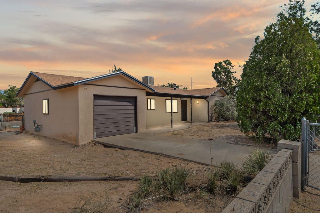 1200 38TH Street SE, Rio Rancho, NM 87124