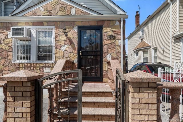 124-34 135th Place, South Ozone Park, NY 11420
