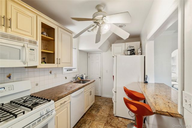 124-34 135th Place, South Ozone Park, NY 11420