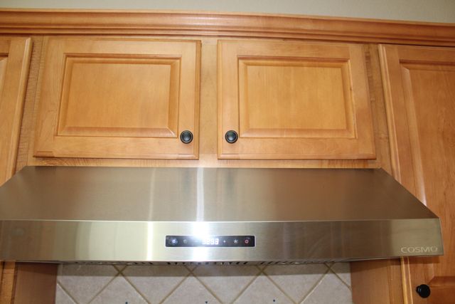 5222 W Lark Court W, Visalia, CA 93291