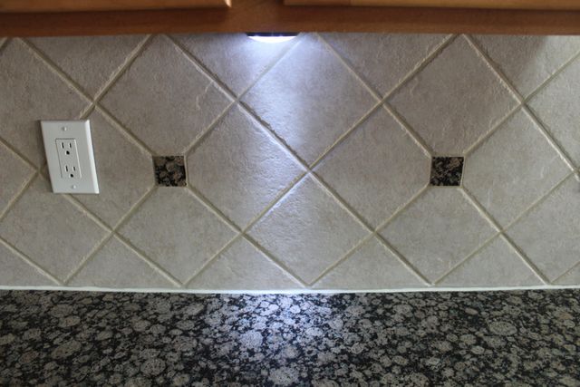 5222 W Lark Court W, Visalia, CA 93291