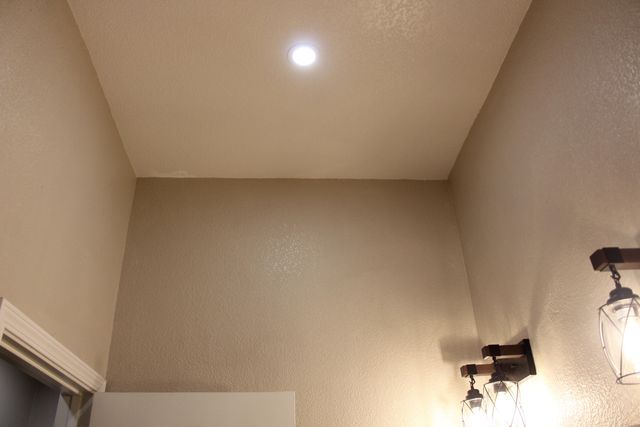 5222 W Lark Court W, Visalia, CA 93291