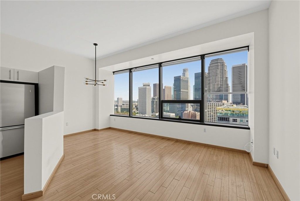 1100 Wilshire Boulevard 2207, Los Angeles, CA 90017 — photo 5