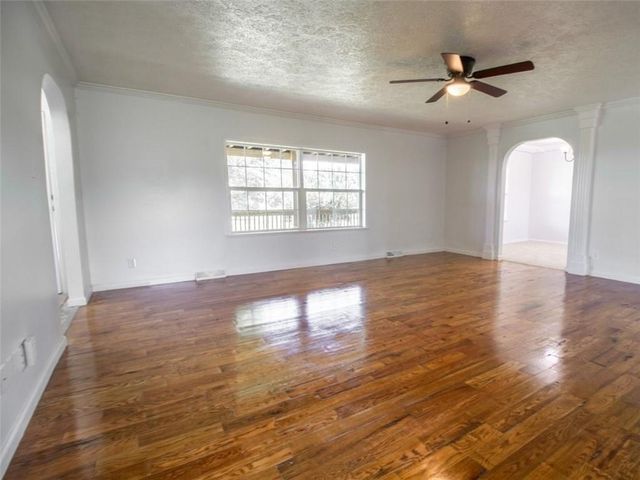 120 NW W Highway, Kingsville, MO 64061