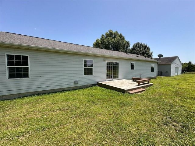 120 NW W Highway, Kingsville, MO 64061