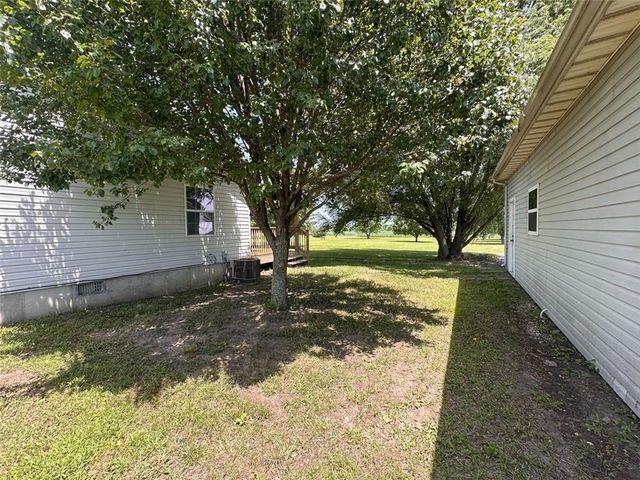 120 NW W Highway, Kingsville, MO 64061