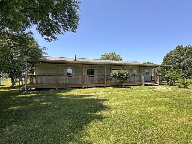 120 NW W Highway, Kingsville, MO 64061