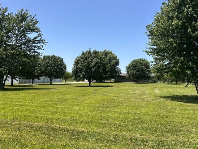 120 NW W Highway, Kingsville, MO 64061