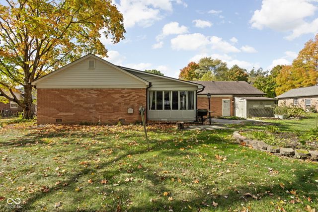 8133 Groton Lane, Indianapolis, IN 46260