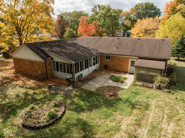 8133 Groton Lane, Indianapolis, IN 46260