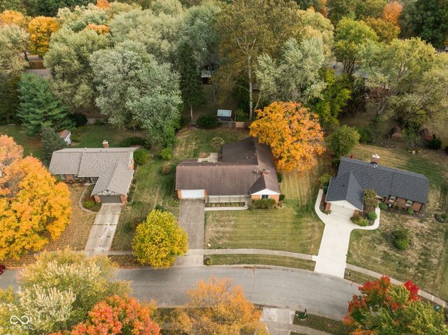 8133 Groton Lane, Indianapolis, IN 46260