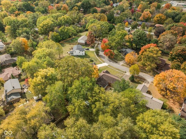 8133 Groton Lane, Indianapolis, IN 46260