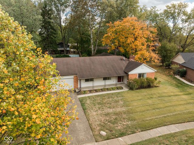 8133 Groton Lane, Indianapolis, IN 46260