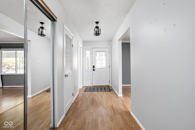 8133 Groton Lane, Indianapolis, IN 46260