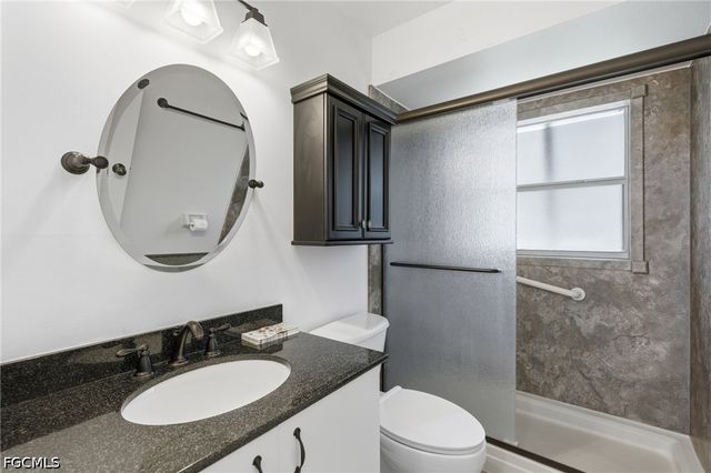 8185 Breton CIR, Fort Myers, FL 33912